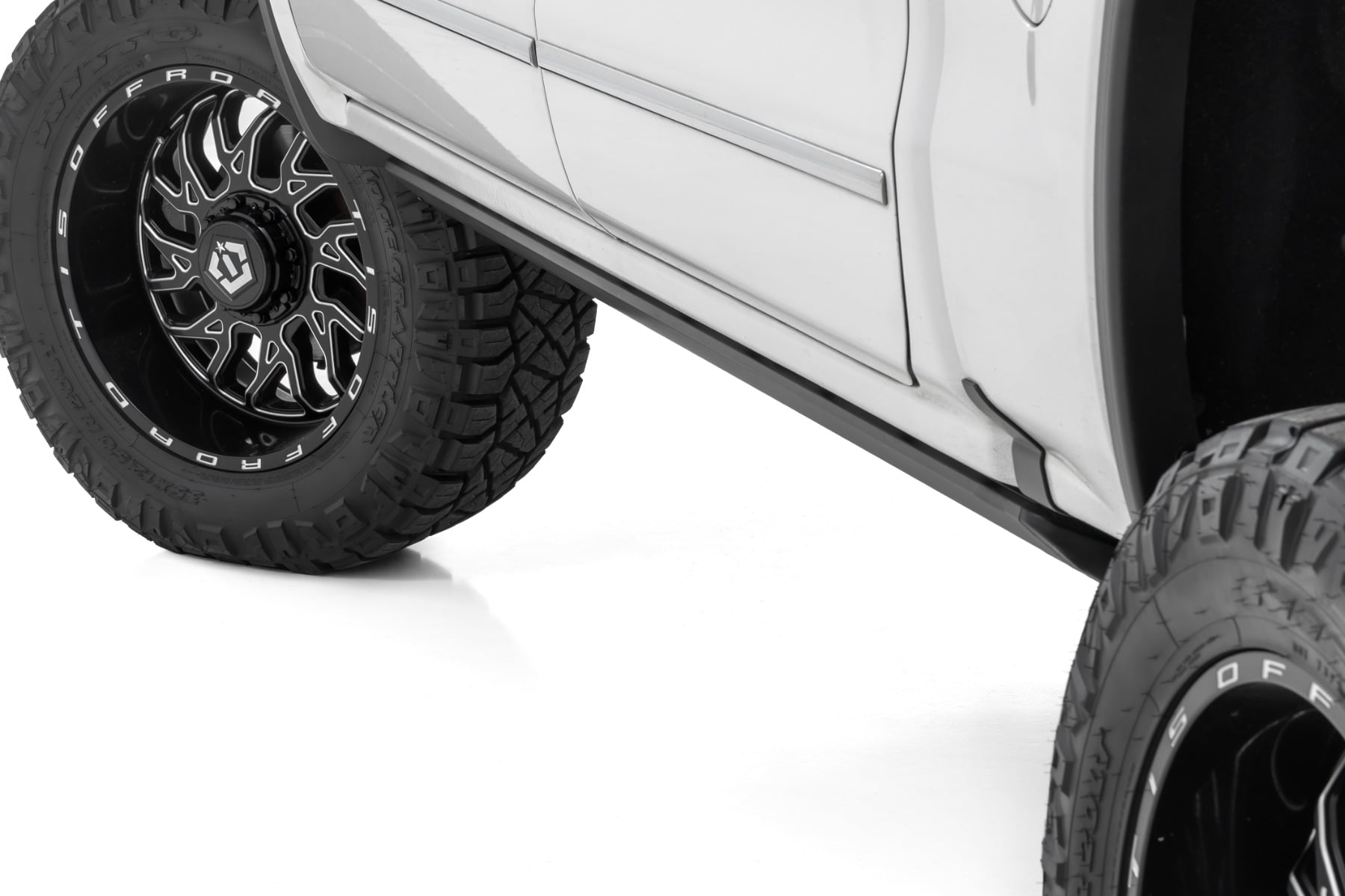 Power Running Boards HT-Series Crew Cab Silverado/Sierra 1500/2500HD/3500HD 2WD/4WD Rough Country-1
