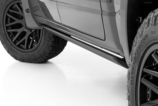 Power Running Boards HT-Series Crew Cab Ram 1500 (19-26)/1500 TRX (21-24) Rough Country-1
