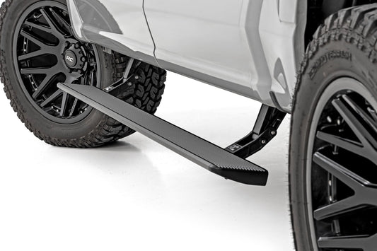 Power Running Boards HT-Series Crew Cab Ford F-150/Lightning/F-250/F-350/Raptor (15-26) Rough Country