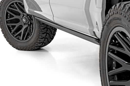 Power Running Boards HT-Series Crew Cab Ford F-150/Lightning/F-250/F-350/Raptor (15-26) Rough Country-1