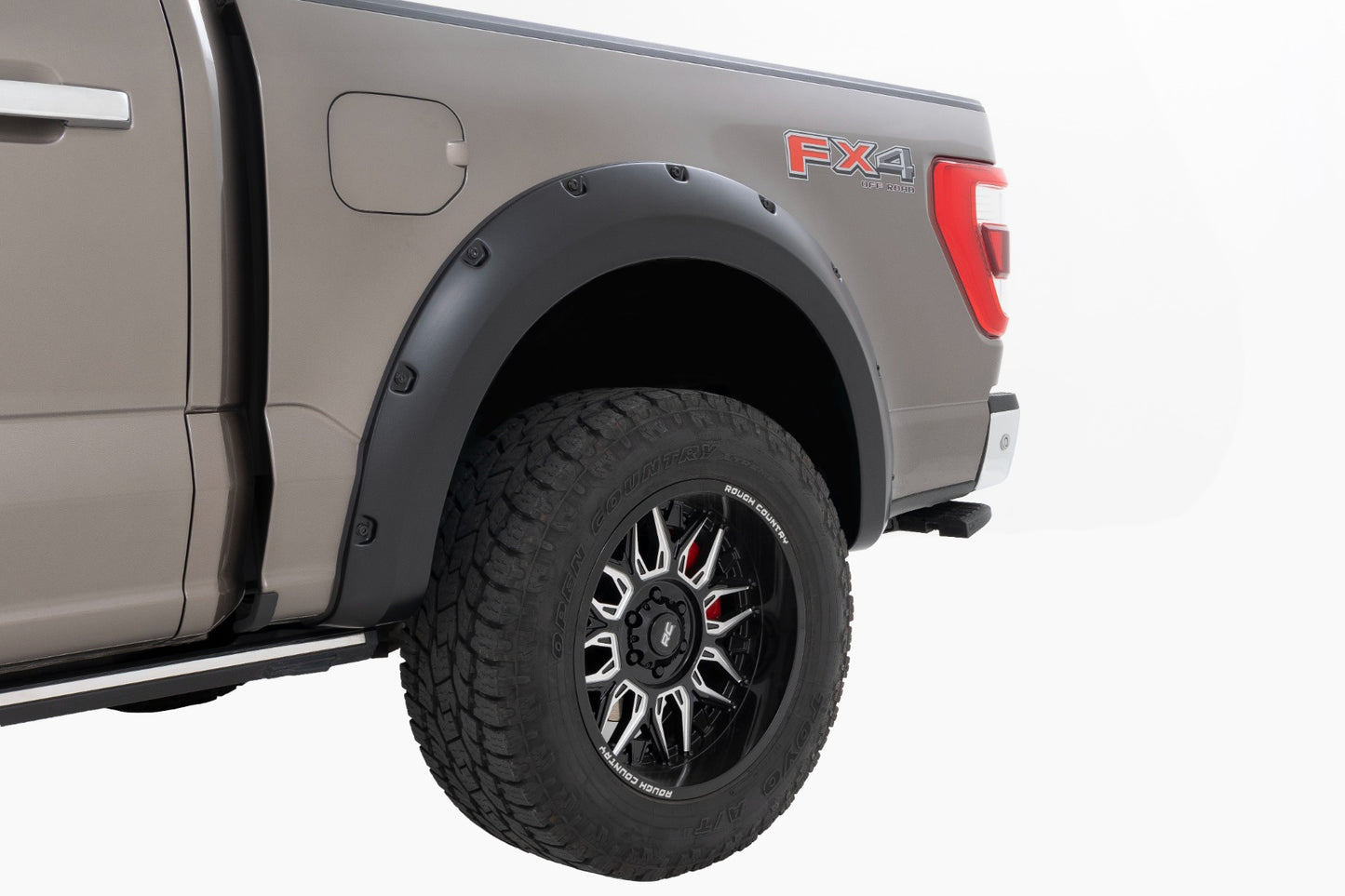 Traditional Pocket Fender Flares Flat Black Ford F-150 2WD/4WD (21-23) Rough Country-2