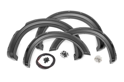 Pocket Fender Flares Crew QAK Glacier White W/O Emblem Nissan Titan (17-24) Rough Country-1
