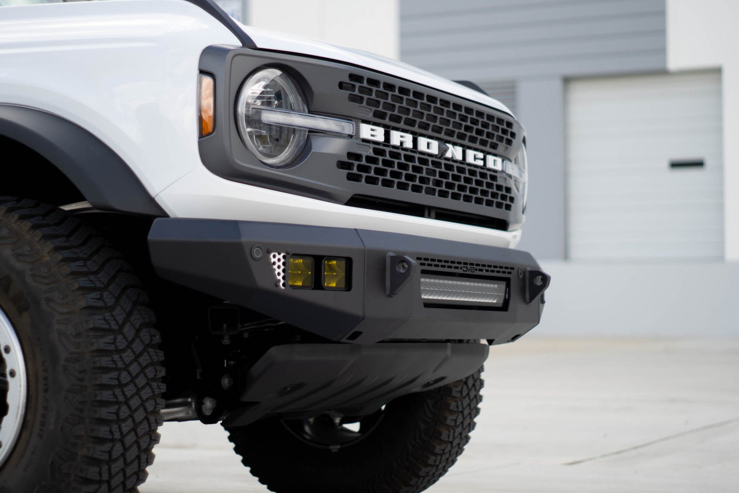 2021 2025 Ford Bronco Oe Plus Series Front Bumper V2 DV8 Offroad-2