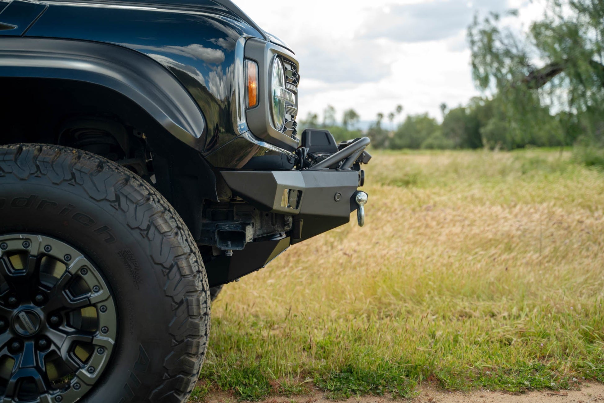 2022 2024 Ford Bronco Spec Series Winch Front Bumper DV8 Offroad-3