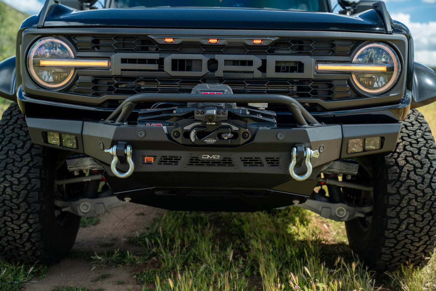 2022 2024 Ford Bronco Spec Series Winch Front Bumper DV8 Offroad-6
