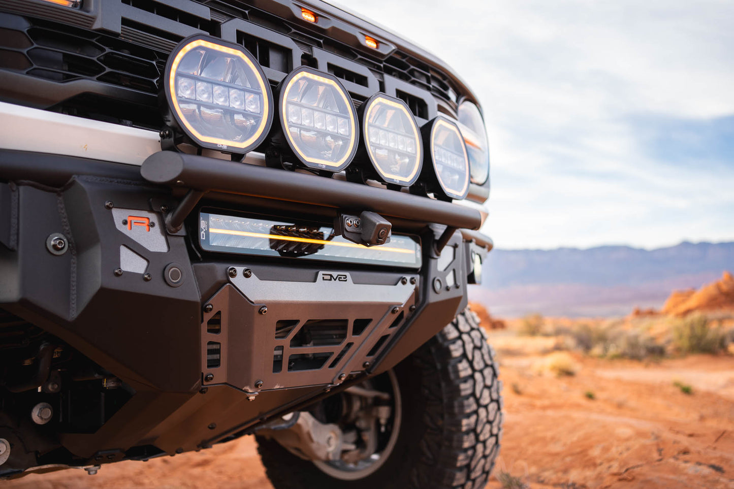 2022+ Ford Bronco Raptor Tube Front Bumper DV8 Offroad-10