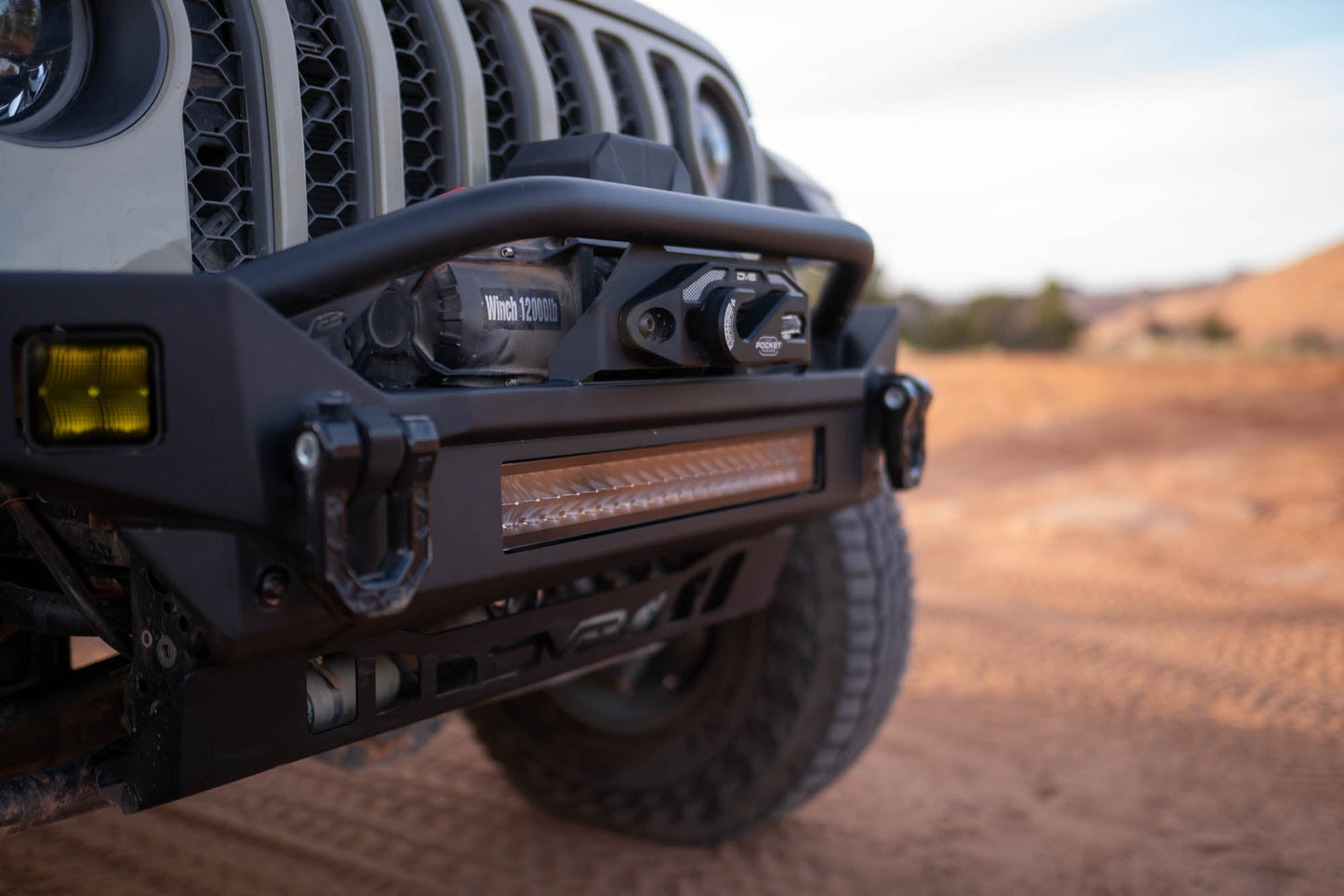 2007 2025 Jeep GladiatorJT Wrangler JK JKU JL JLU Fs 7 Mid Width Winch Front Bumper DV8 Offroad-12