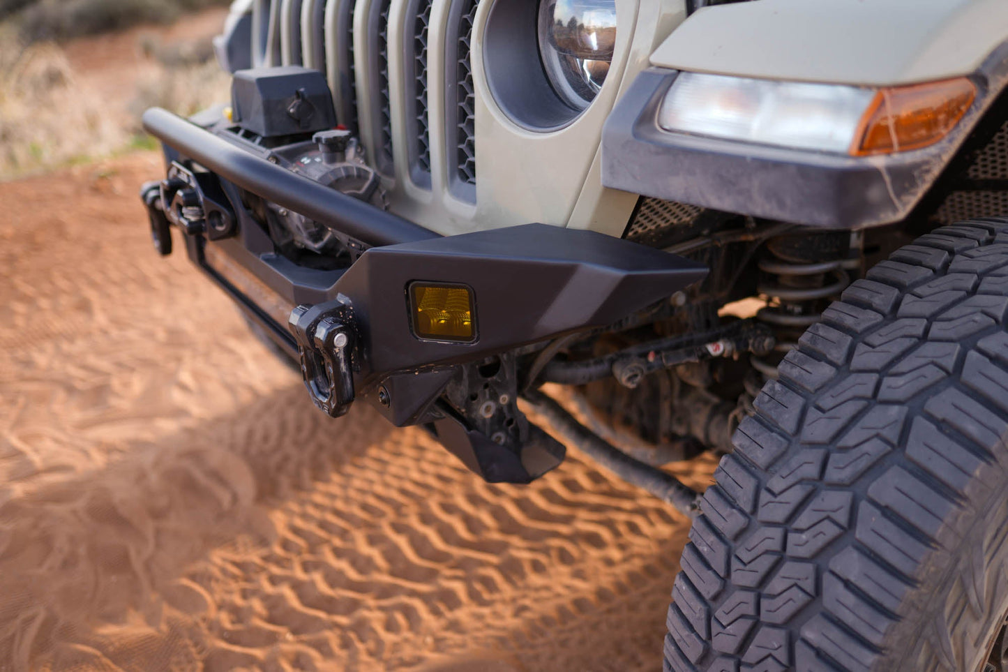 2007 2025 Jeep GladiatorJT Wrangler JK JKU JL JLU Fs 7 Mid Width Winch Front Bumper DV8 Offroad-10