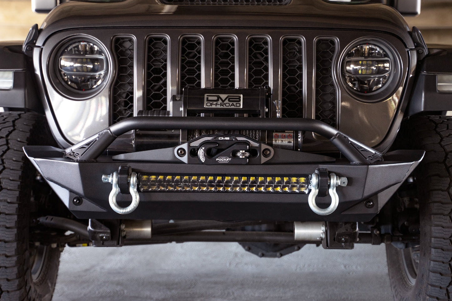2007 2025 Jeep GladiatorJT Wrangler JK JKU JL JLU Fs 1 Series Stubby Front Bumper DV8 Offroad-11