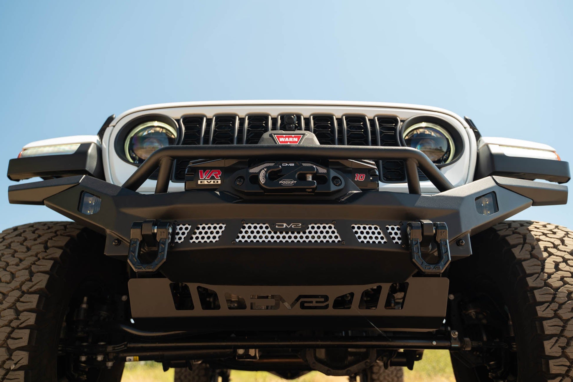 2007 2025 Jeep GladiatorJT Wrangler JK JKU JL JLU Mto Series Front Bumper DV8 Offroad-1