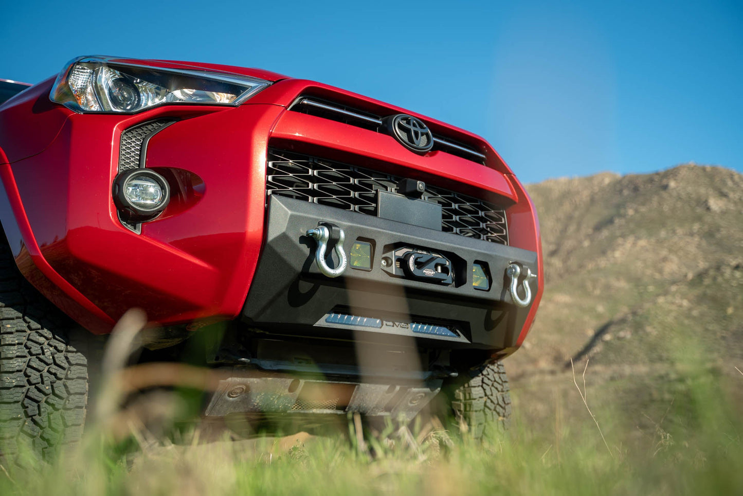 2014 2024 Toyota 4Runner Centric Series Winch Front Bumper DV8 Offroad-1