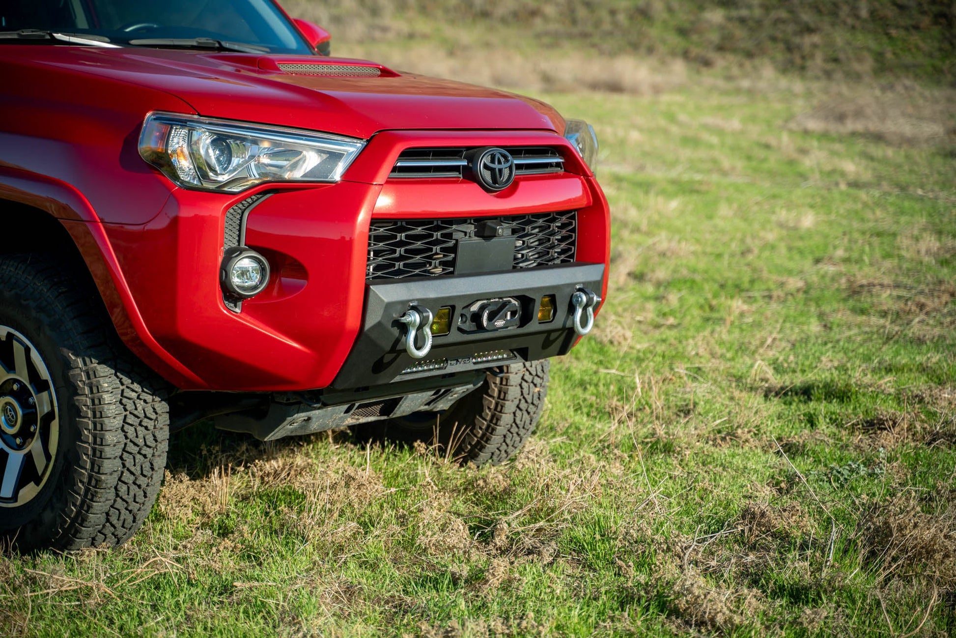 2014 2024 Toyota 4Runner Centric Series Winch Front Bumper DV8 Offroad-2