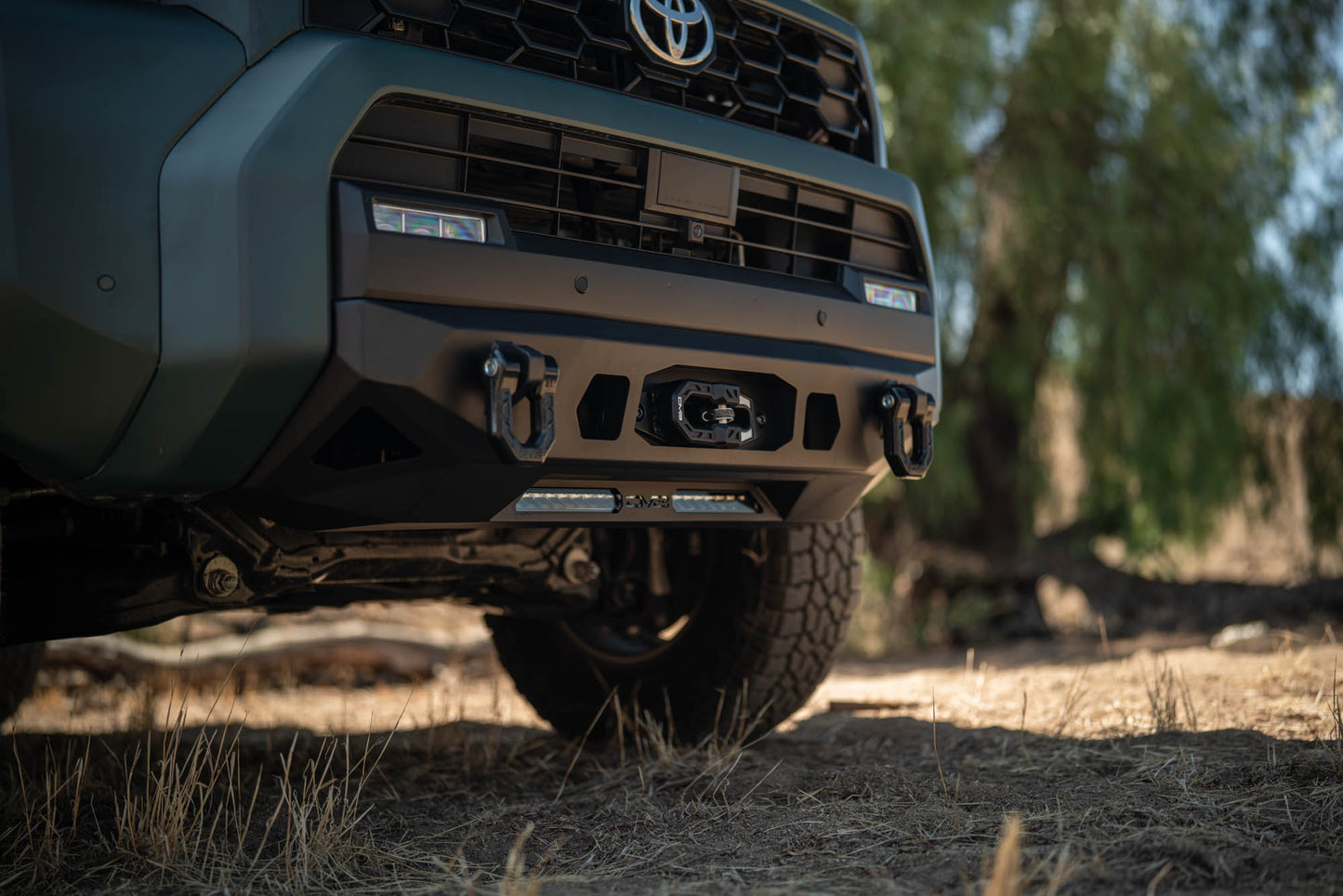 2025 Toyota 4Runner Centric Winch Front Bumper DV8 Offroad-6