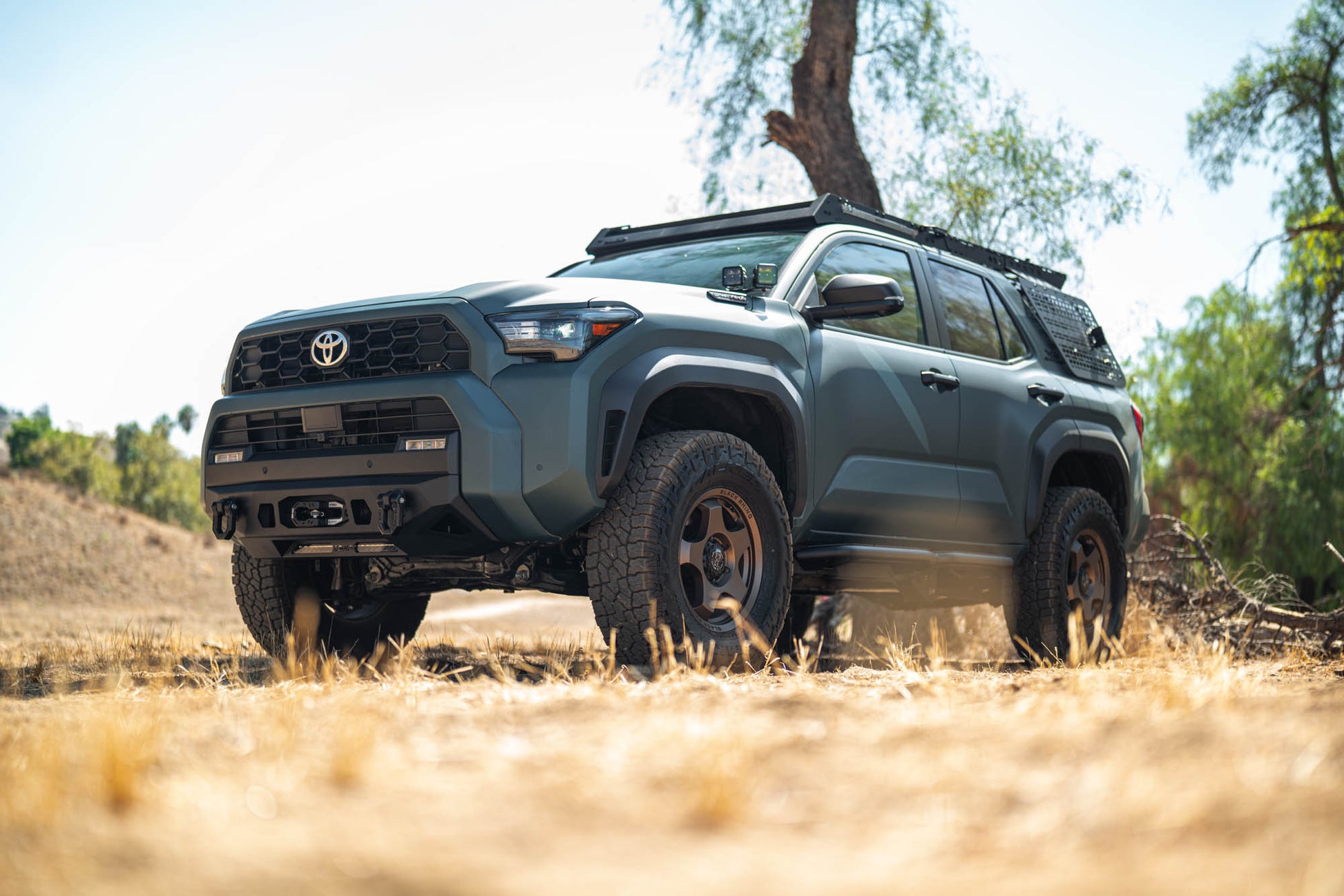 2025 Toyota 4Runner Centric Winch Front Bumper DV8 Offroad-9