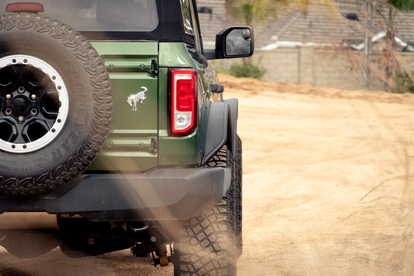 2021 2024 Ford Bronco Tube Fender Flares DV8 Offroad
