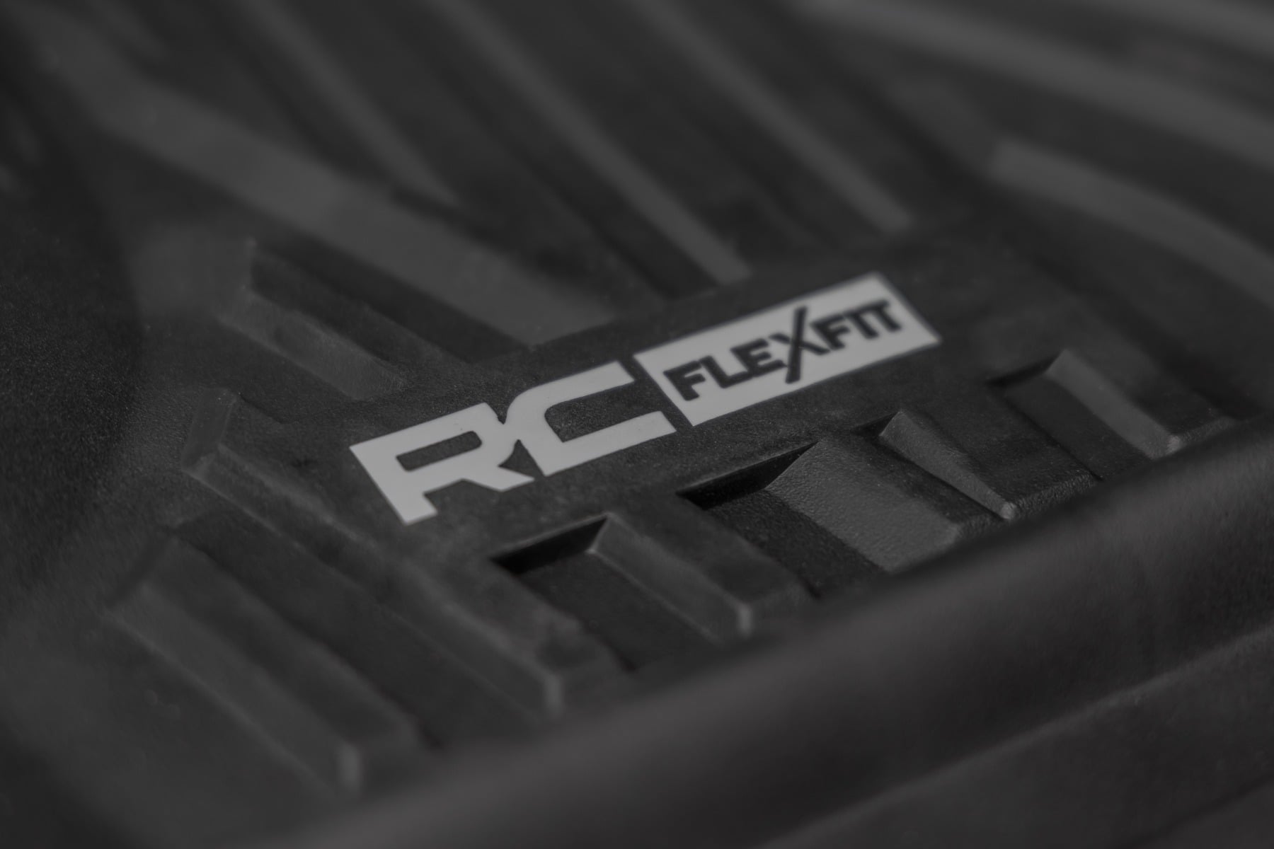 Flex-Fit Floor Mats FR & RR FR Bucket Crew Silverado/Sierra 1500/2500HD/3500HD 2WD/4WD Rough Country-5