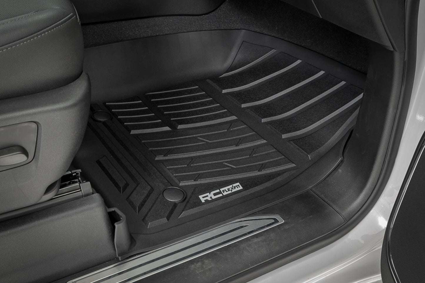 Flex-Fit Floor Mats FR & RR FR Bucket Crew Silverado/Sierra 1500/2500HD/3500HD (19-26) Rough Country-3