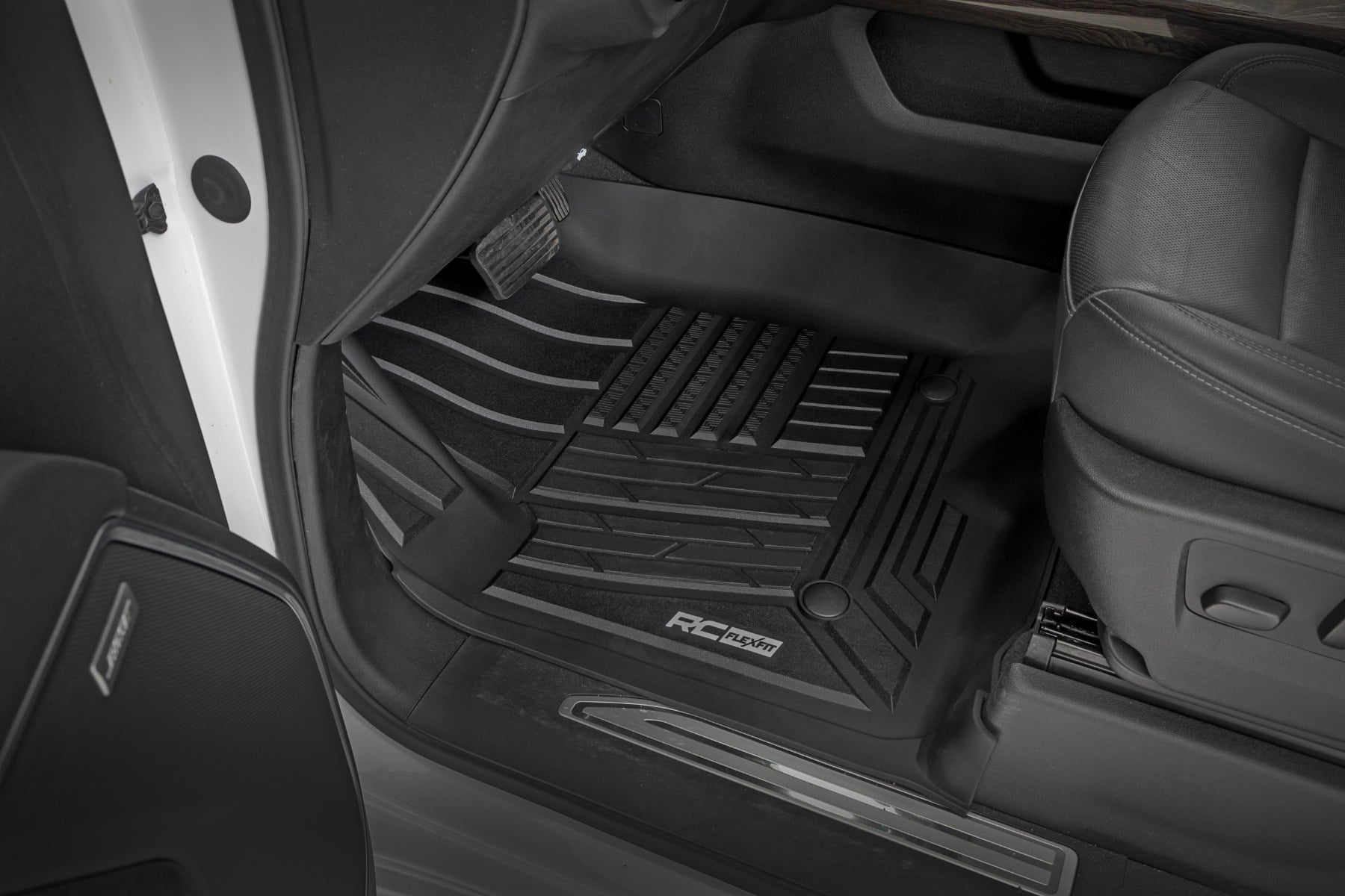Flex-Fit Floor Mats Front Bucket Silverado/Sierra 1500/2500HD/3500HD (19-26) Rough Country-1