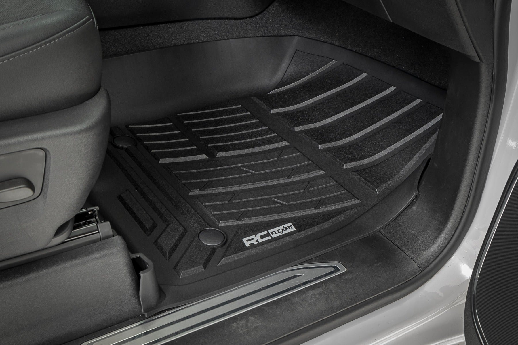 Flex-Fit Floor Mats Front Bucket Silverado/Sierra 1500/2500HD/3500HD (19-26) Rough Country-2
