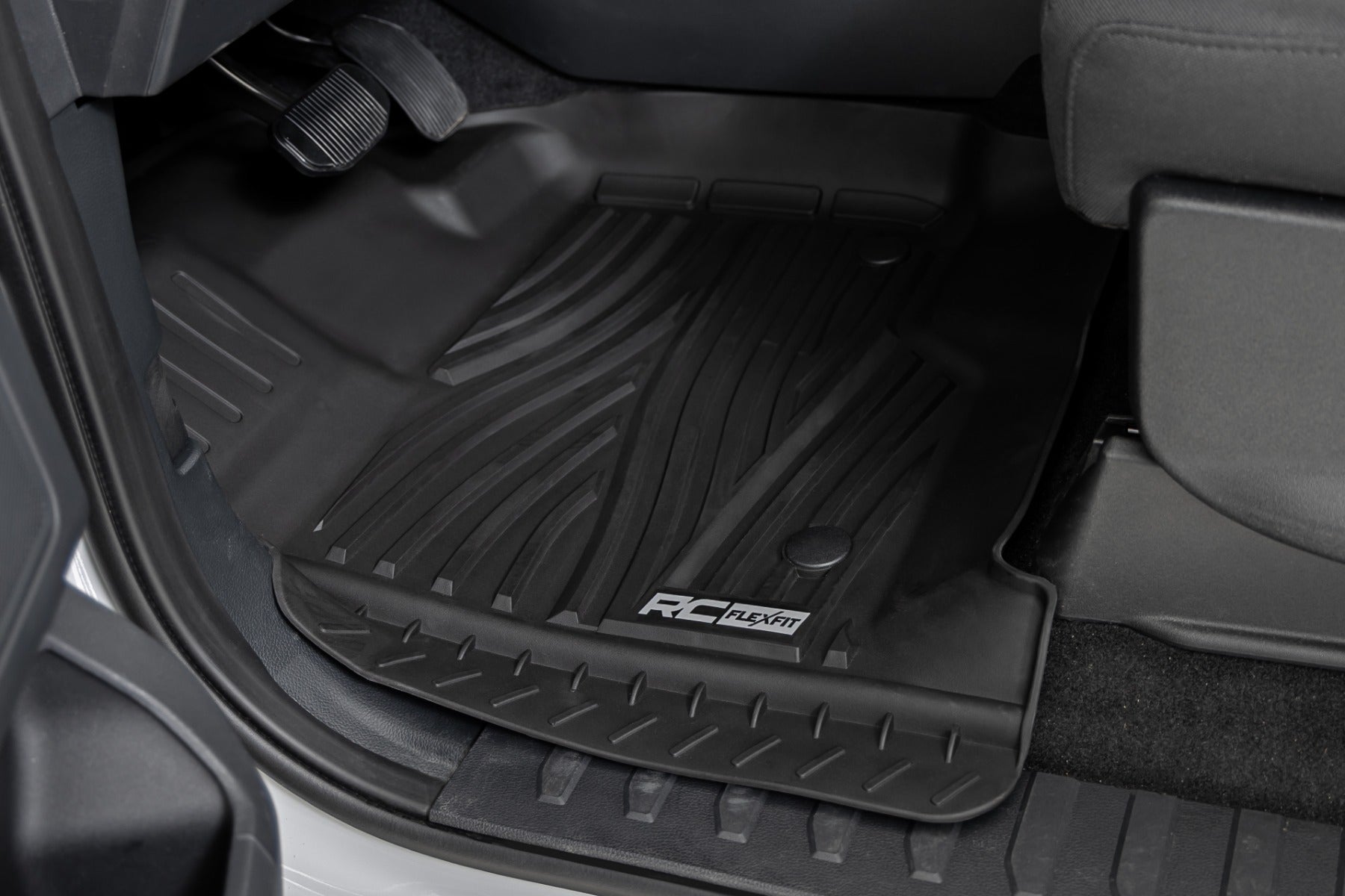 Flex-Fit Floor Mats FR & RR Ford F-150 (15-26)/F-150 Lightning (22-26)/Raptor (17-25) Rough Country-1
