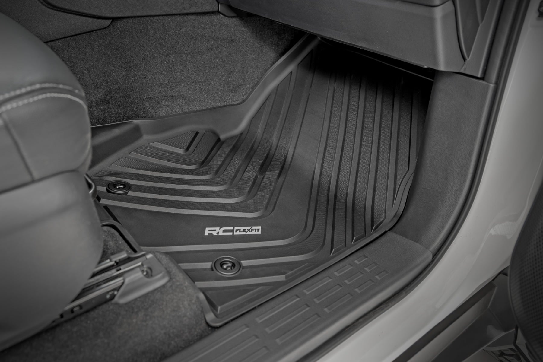 Flex-Fit Floor Mats FR & RR Toyota Land Cruiser 4WD (2024-2026) Rough Country-2