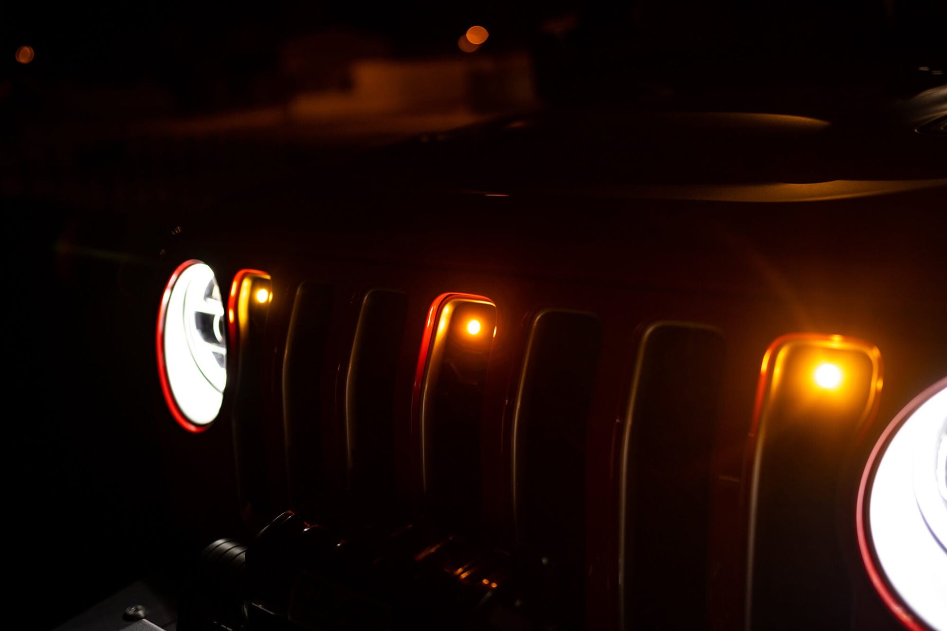 2018 2025 Jeep Wrangler JL JLU Gladiator JT Amber Grille Lights DV8 Offroad-8