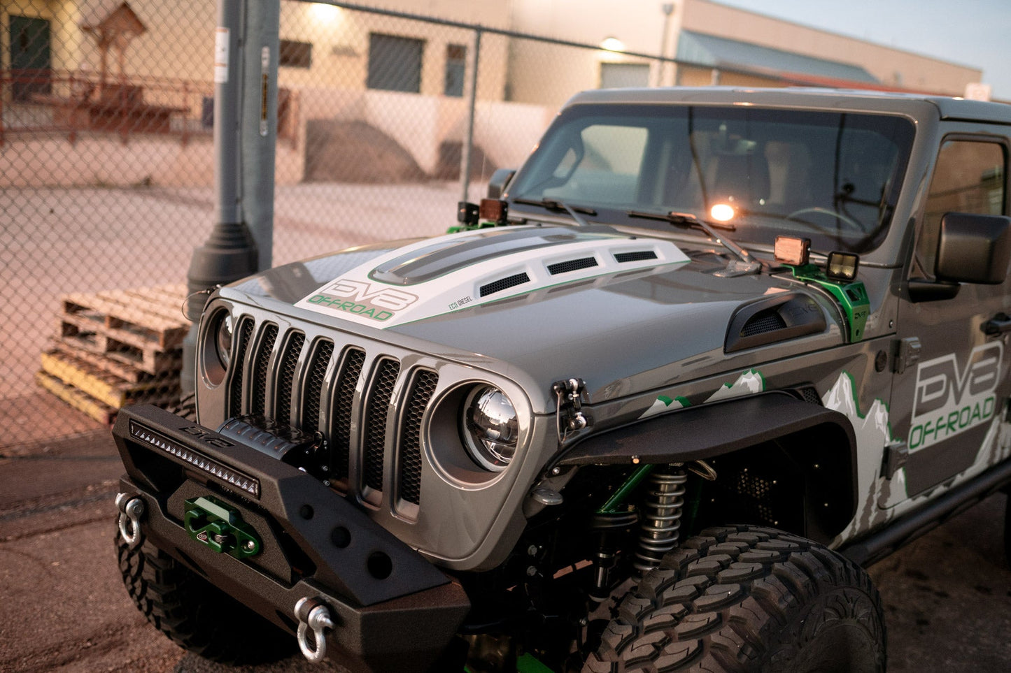2018 2025 Jeep Wrangler JL JLU Gladiator JT Heat Dispersion Hood Non 392 or Non Mojave DV8 Offroad-11