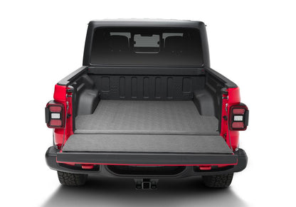 Impact Mat Spray In 20+ Jeep JT Gladiator 5' Bed Charcoal BedRug-4