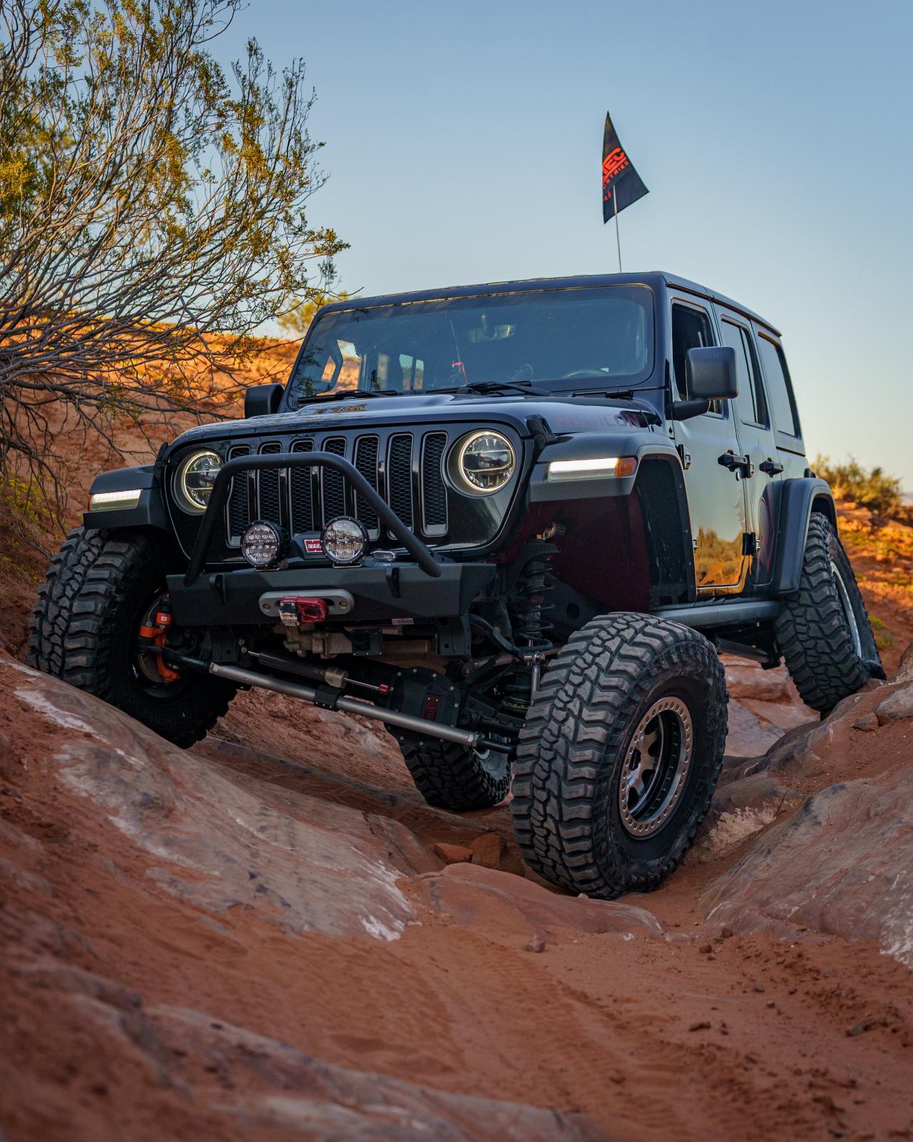 Jeep JL,JT,JK Sentinel Front Bumper with Hoop - Black Powder Coat Artec Industries-10