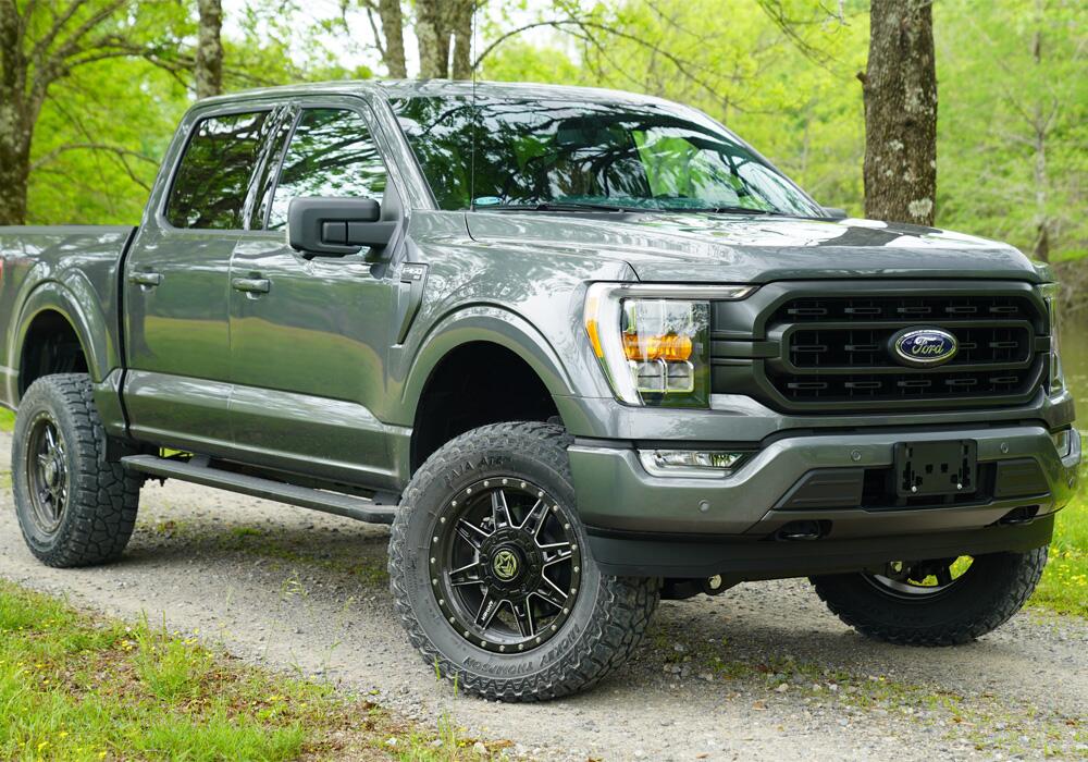 6 Inch Lift Kit 2021-2024 Ford F-150 non-Raptor 4WD without Tremor Package with Shocks Superlift-10