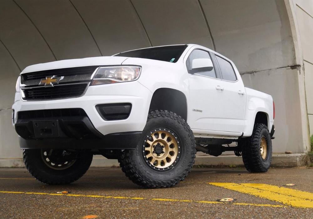 6 Inch Lift Kit 2015-2022 Colorado/Canyon 2WD/4WD Non-ZR2 Models Superlift-1