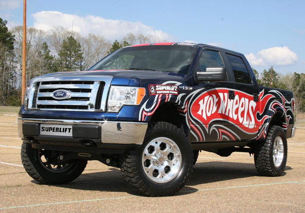 4.5 Inch Lift Kit 2009-2014 Ford F-150 4WD with Shocks Superlift-5