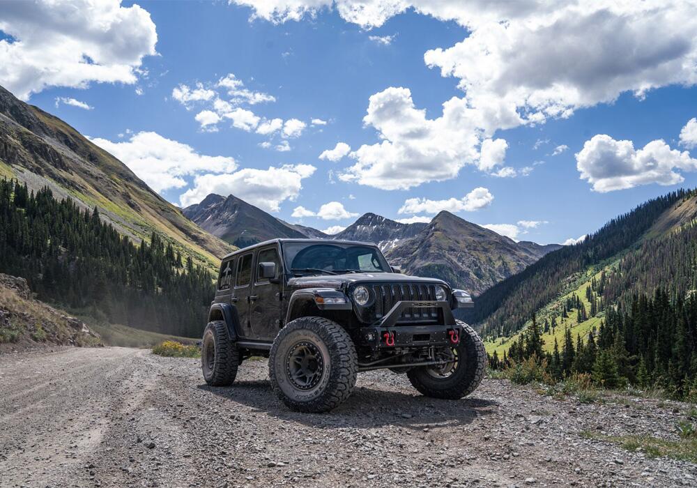 2.5 Inch Dual Rate Coil Lift Kit 2018-2025 Jeep Wrangler JL Unlimited Including Rubicon with Shocks Superlift-4