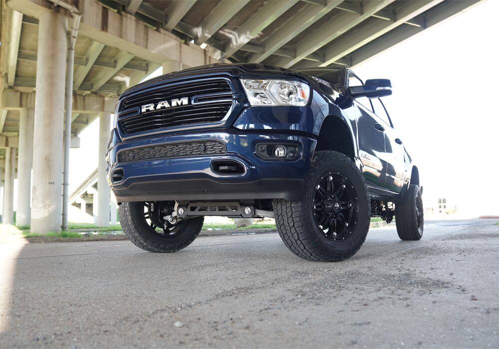 6 Inch Lift Kit 2019-2025 (New Body Style) Ram 1500 4WD without Factory Air Ride Suspension without factory 22 Inch wheels Superlift-3