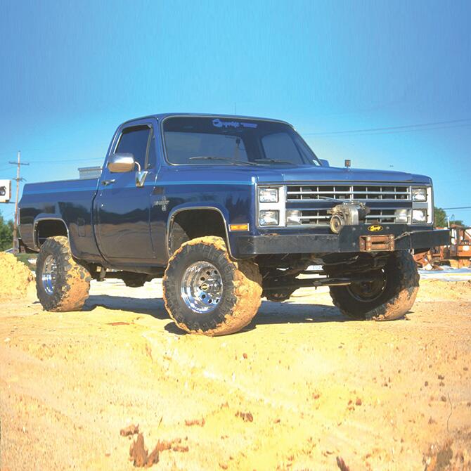 4 Inch Lift Kit 1973-1987 Chevy K10 and GMC K15 4WD Rear Block Kit with Shocks Superlift