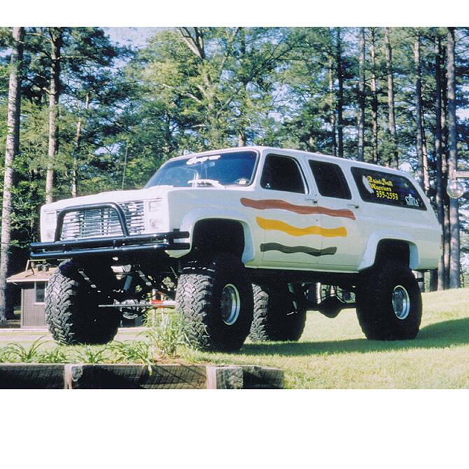 12 Inch Lift Kit 1973-1987 Chevy K10 and GMC K15 4WD / 1973-1991 Suburban 1/2 Ton Solid Axle 4WD- Rear Spring Kit with Shocks Superlift