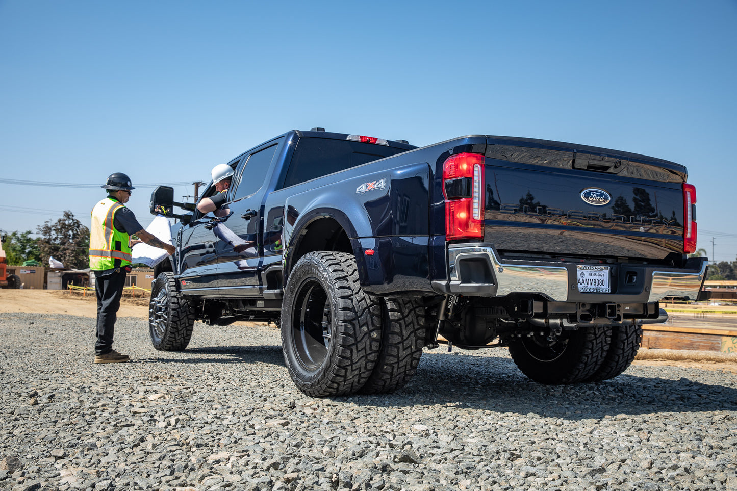 2023 Ford F-250/F-350 Super Duty 4WD Gas 2.5 Inch Lift Suspension System ICON Vehicle Dynamics-6