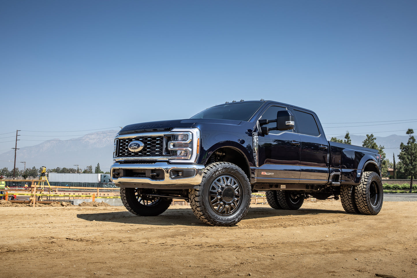 2023 Ford F-250/F-350 Super Duty 4WD Gas 2.5 Inch Lift Suspension System ICON Vehicle Dynamics-2