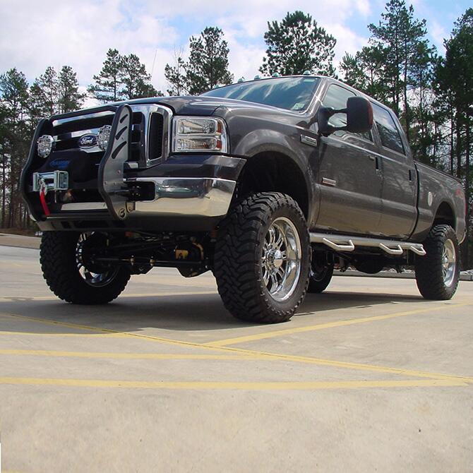 6 Inch Lift Kit 2005-2007 Ford F-250 and F-350 Super Duty 4WD Diesel Engine with Shocks Superlift-1