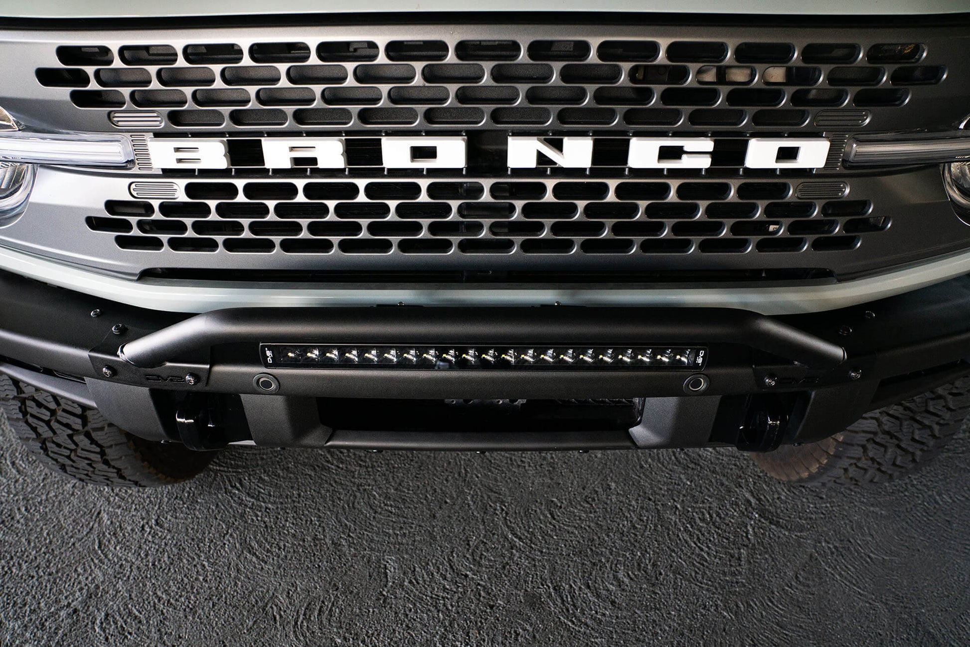 2021 2024 Ford Bronco Factory Bumper Bull Bar DV8 Offroad-2