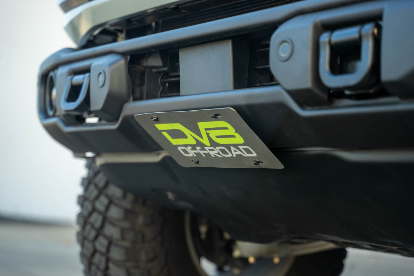 2021 2024 Ford Bronco Capable Bumper Slanted Front License Plate Mount DV8 Offroad-10