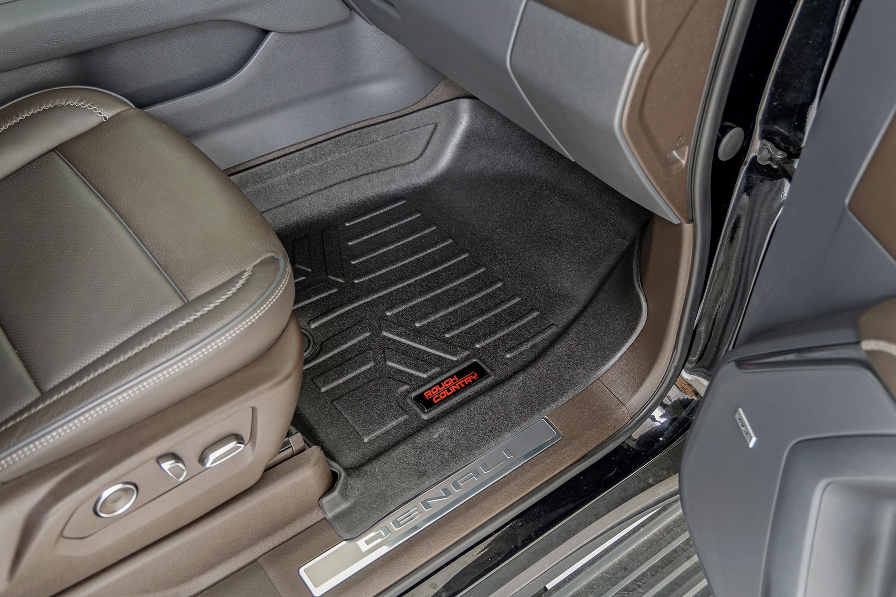 Floor Mats FR & RR FR/RR Bucket Chevy/GMC Tahoe/Yukon 2WD/4WD (21-26) Rough Country-5