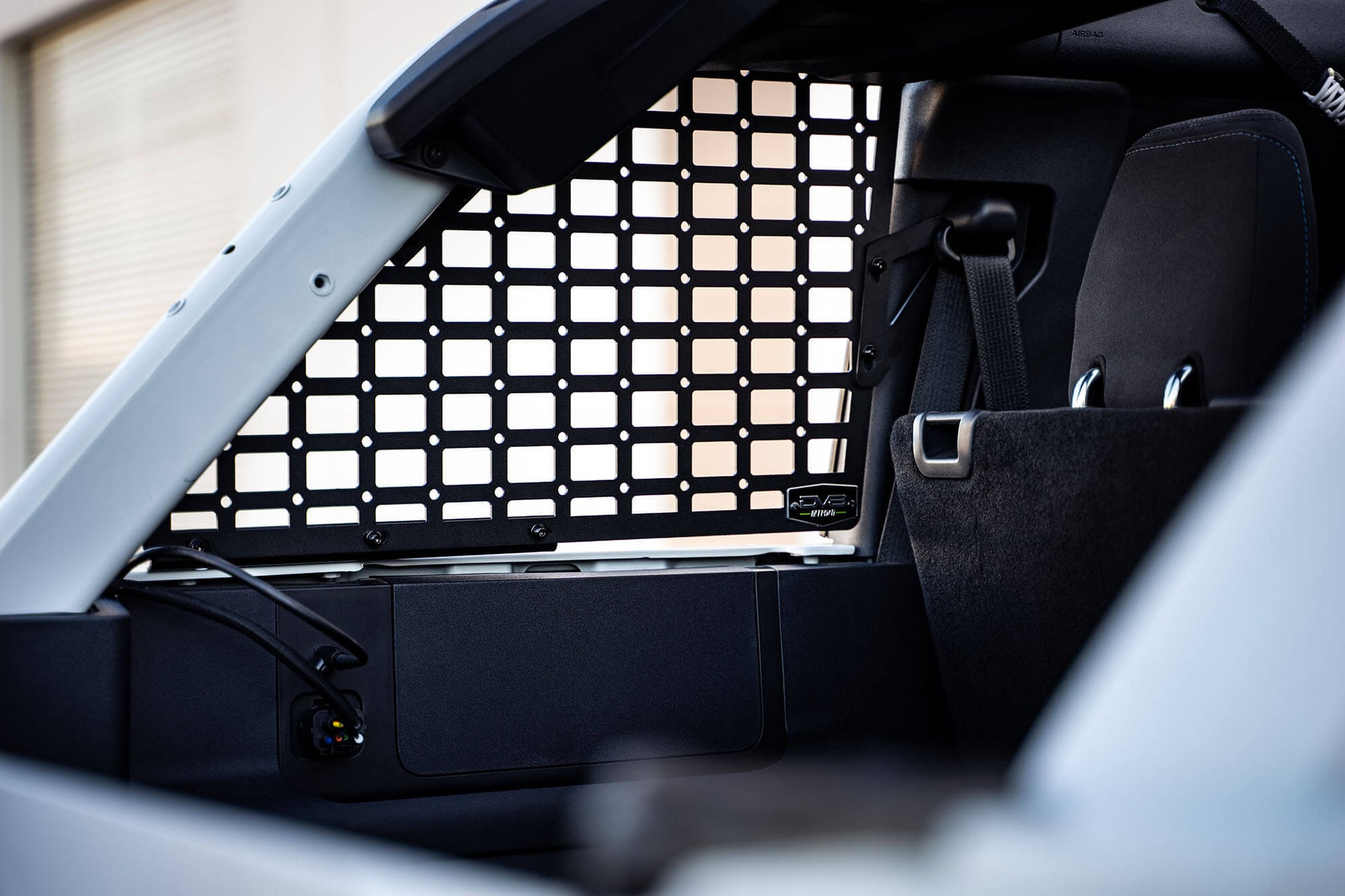 2021 2024 Ford Bronco 4 Door Hard Top Only Rear Window Molle Panels DV8 Offroad-3