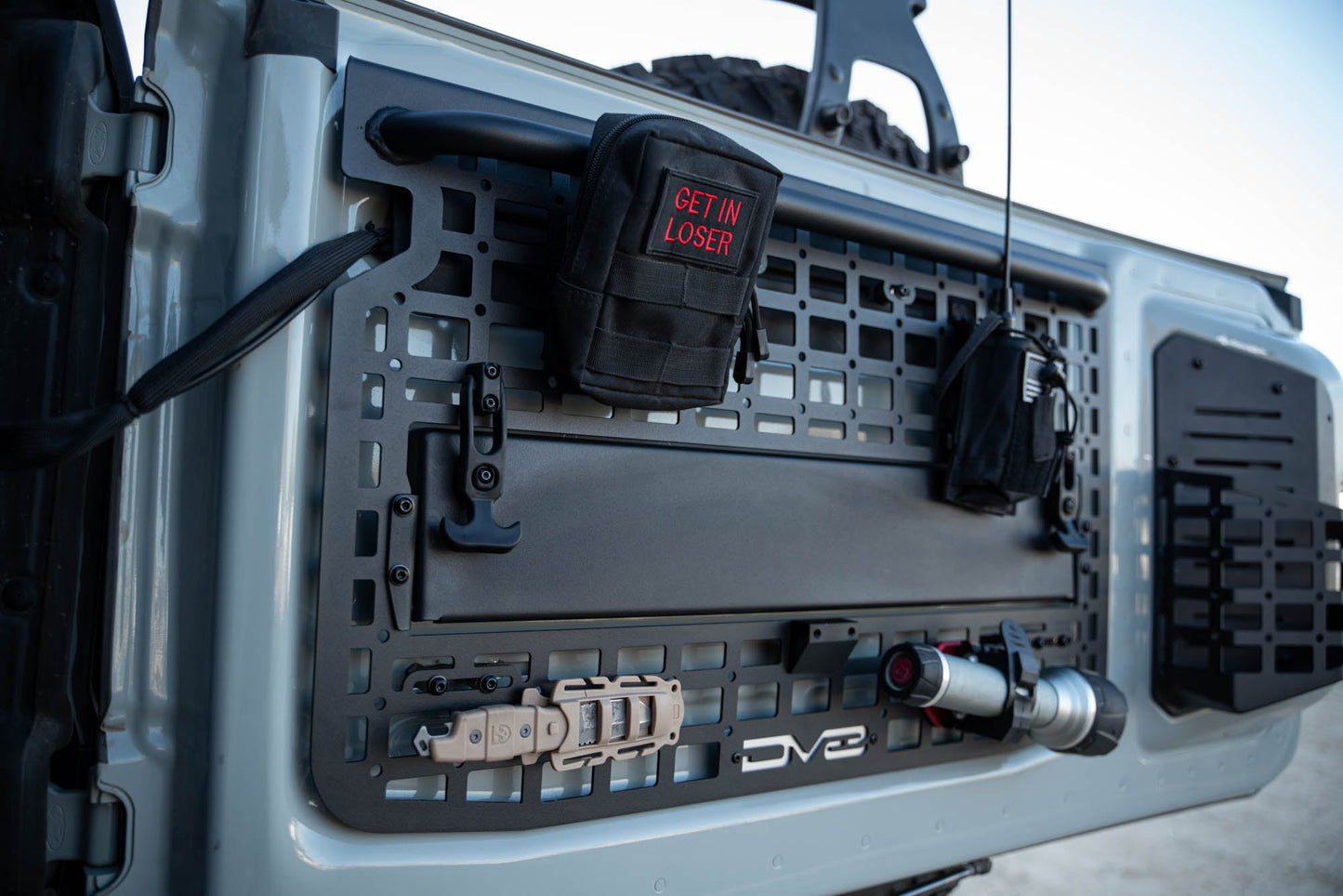2021 2024 Ford Bronco Tailgate Molle Panel DV8 Offroad-7