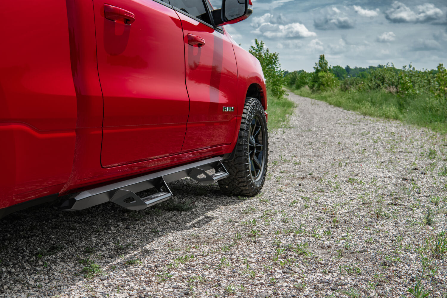 Predator Pro Cab Length (2 Steps per Side) 2015.5-2018 (2019-2024 Classic) Ram 1500 Quad Cab Textured Black NFab-1