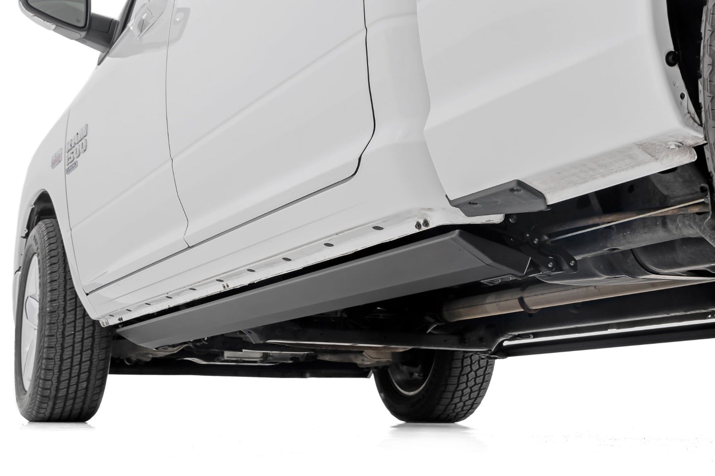 Power Running Boards Dual Electric Motor Crew Cab Ram 1500 2WD/4WD (2009-2018 & Classic) Rough Country-2