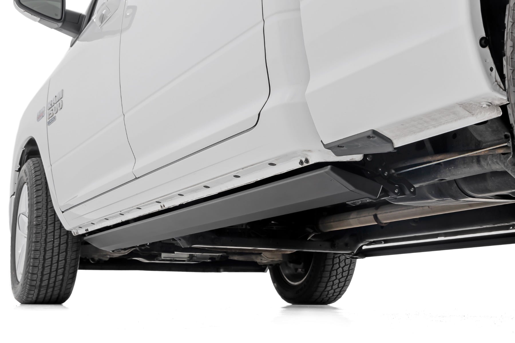 Power Running Boards Dual Electric Motor Crew Cab Ram 1500 2WD/4WD (2009-2018 & Classic) Rough Country-2