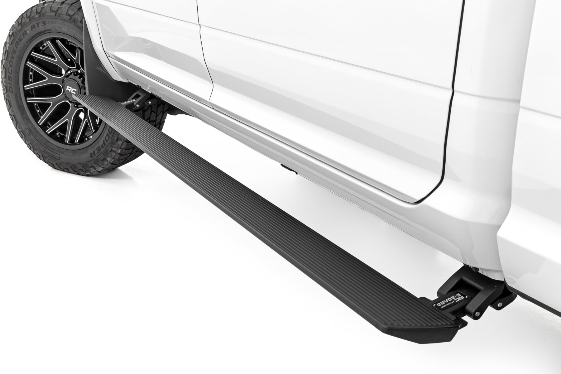 Power Running Boards Dual Electric Motor Crew Cab Ram 2500/3500 (11-26) Rough Country