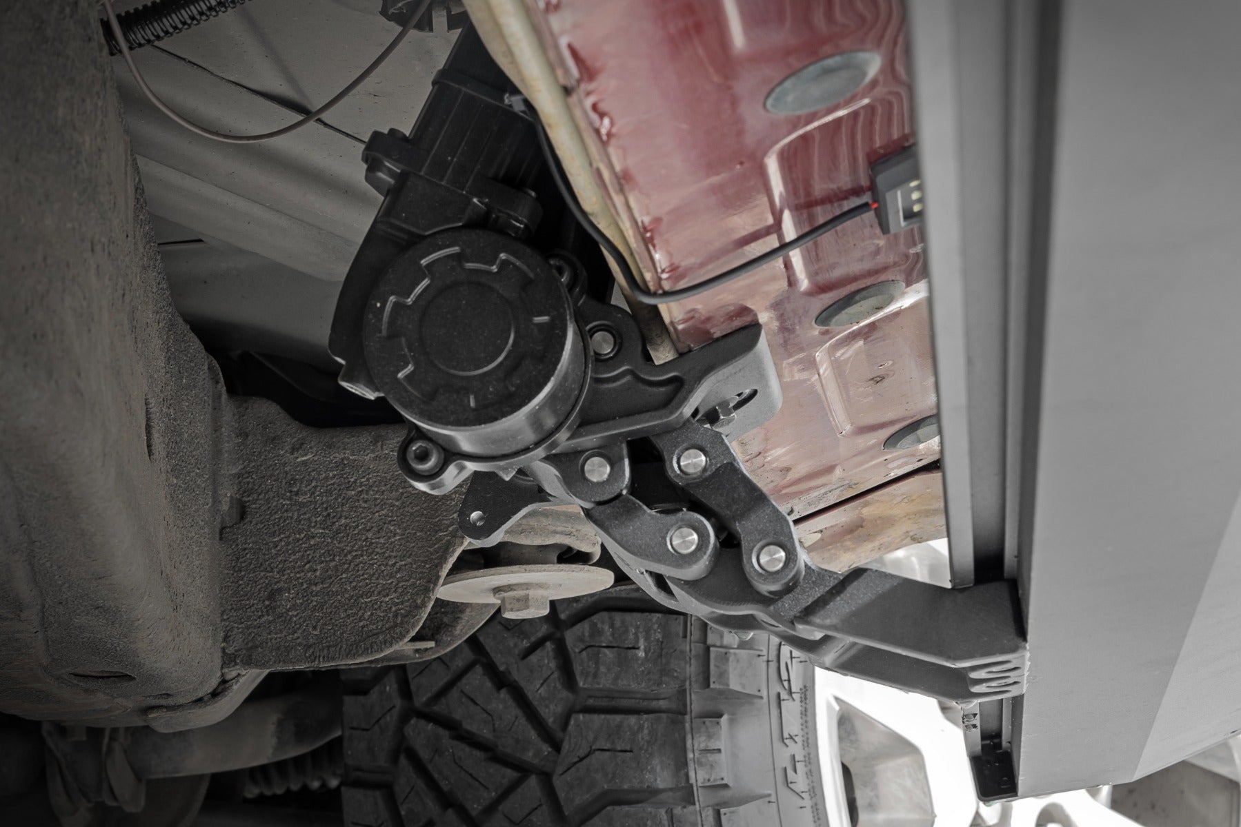 Power Running Boards Dual Electric Motor Chevy/GMC Tahoe/Yukon (15-20) Rough Country-4