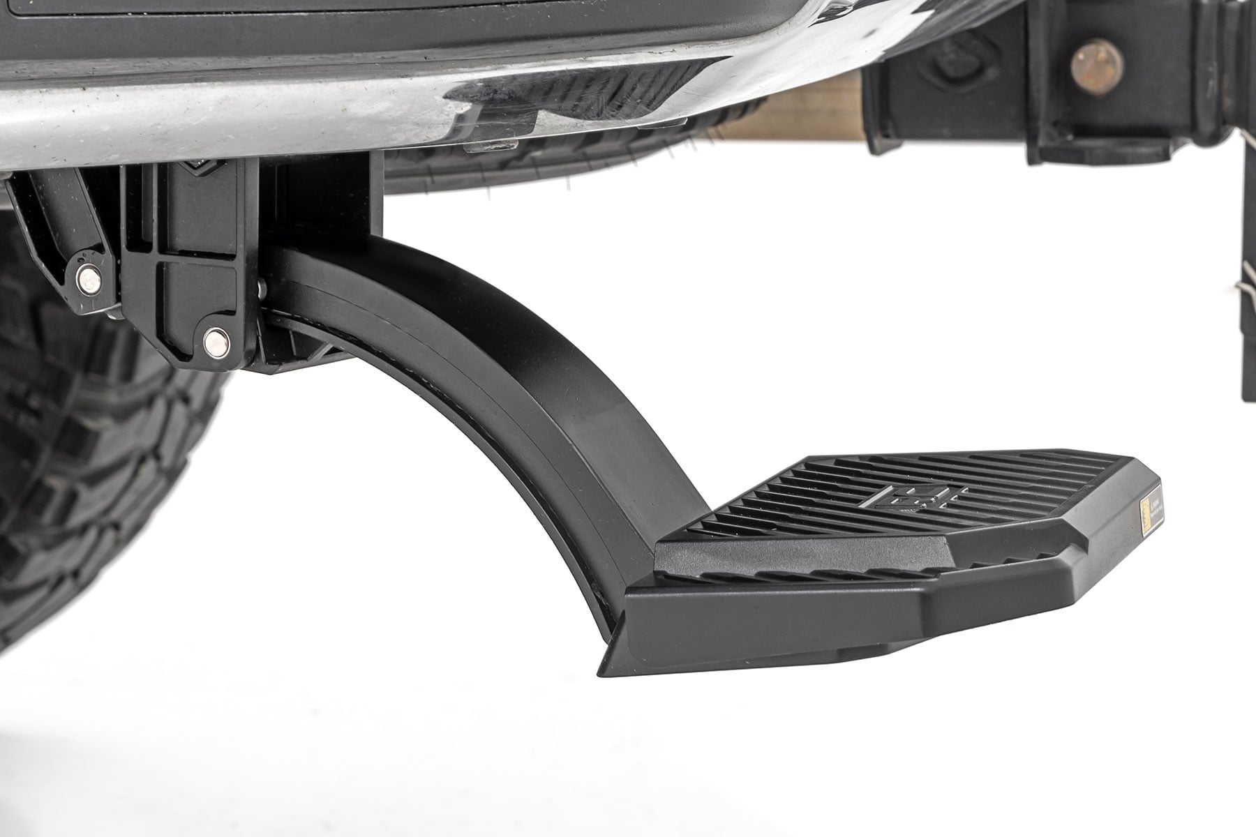 Retractable Bed Step Manual Pull Silverado/Sierra 2500HD/3500HD (20-26) Rough Country-3